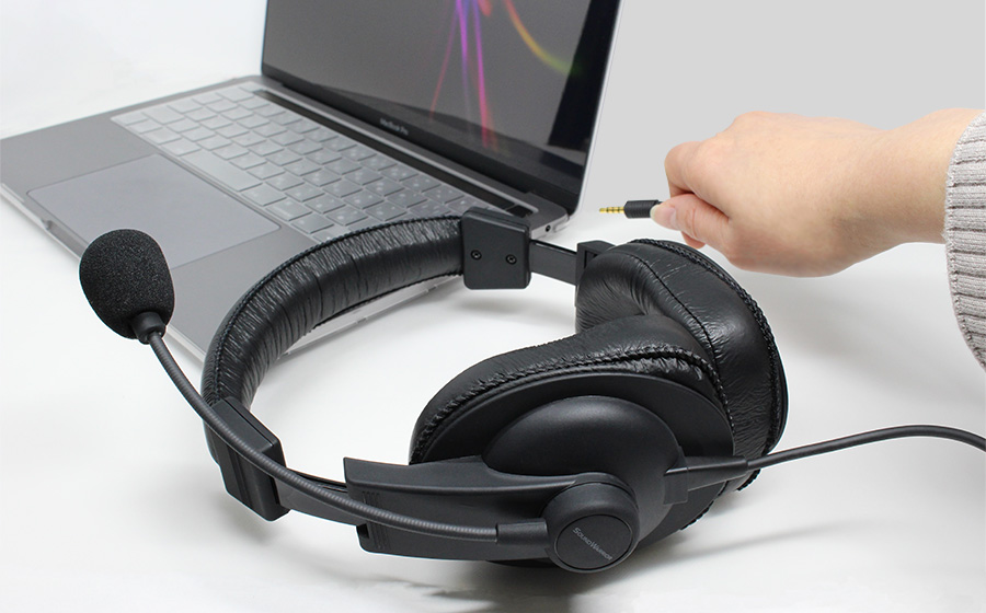 城下工業SOUND WARRIOR日本製密閉型オーバーイヤーSW-TR2ヘッドセットをmacに接続しようとしている