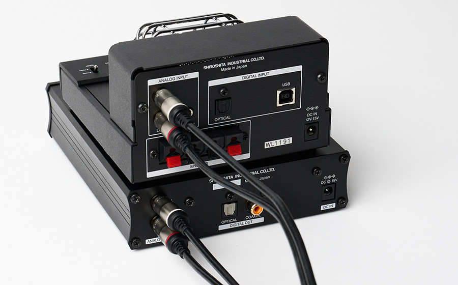 城下工業SOUND WARRIOR SWD-CP1 コンパクト据え置きCDプレーヤー日本製 限定生産品とハイブリッド真空管アンプSWL-T01のアナログ(rca/line)での接続
