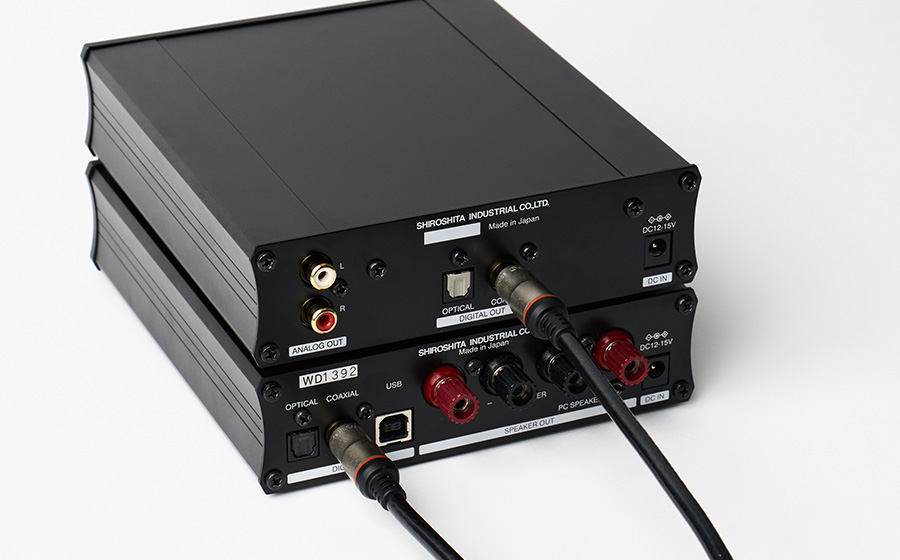 城下工業SOUND WARRIOR SWD-CP1 コンパクト据え置きCDプレーヤー日本製 限定生産品とデジタルアンプSWD-UA1の同軸(coaxial/opcoax)での接続