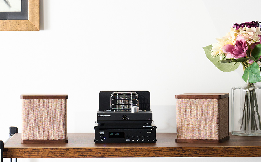 城下工業SOUND WARRIORサウンドウォーリアSW-SP2キューブ型スピーカー、ハイブリッド真空管アンプSWL-T01、CDプレーヤーSWD-CP1組み合わせ